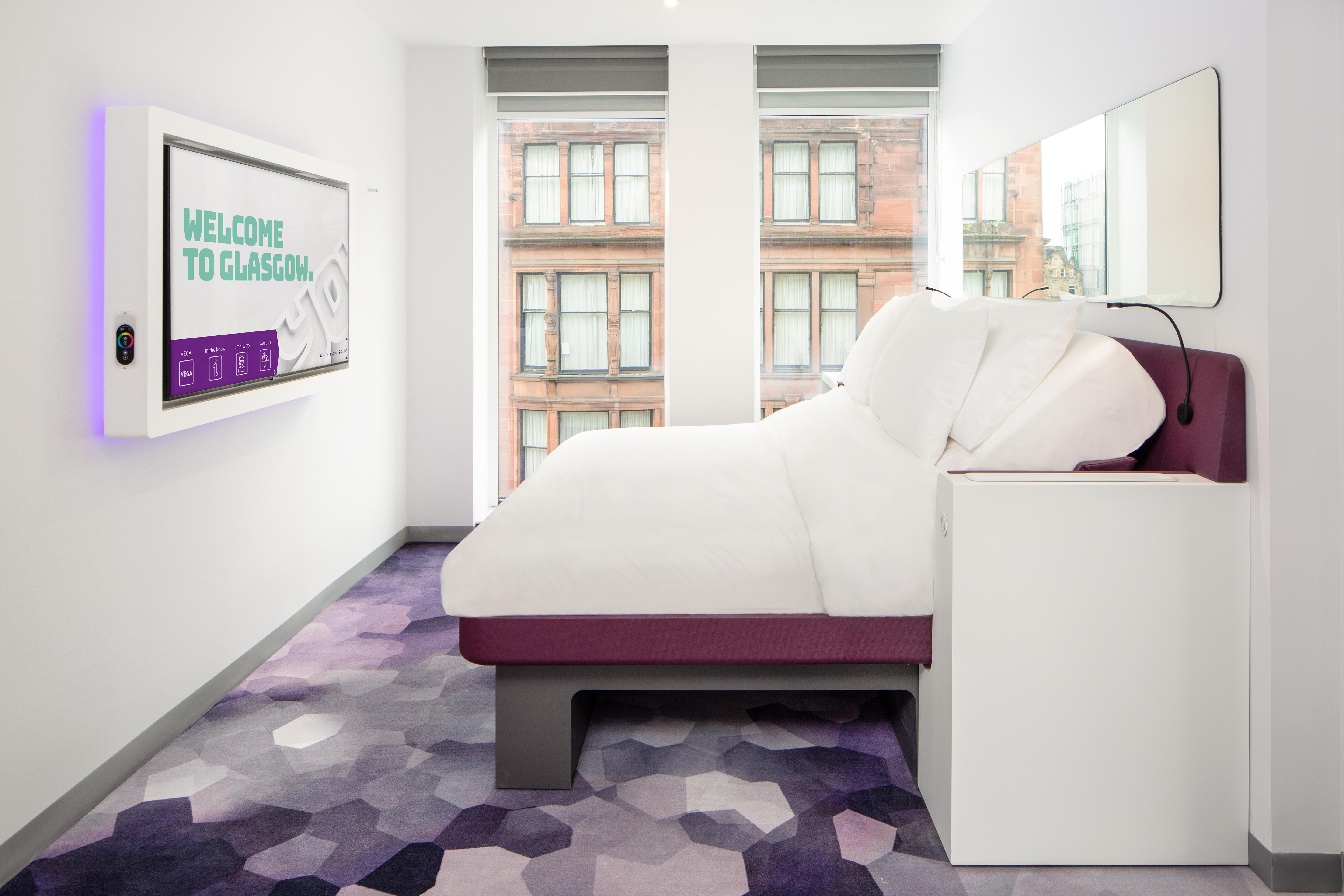 Yotel 글라스고 외부 사진 A room at the new Zleep hotel in Glasgow